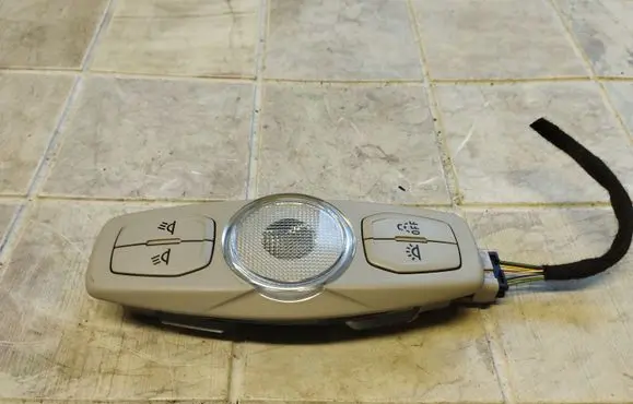 Ford Mondeo MK IV Rear seat light BS7113K767BF