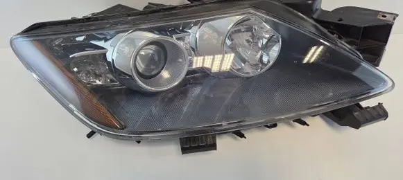 Mazda CX-7 Headlight/headlamp