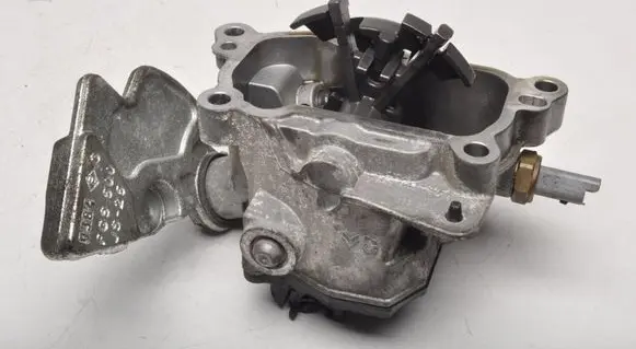 Peugeot 3008 I Gear selector/shifter in gearbox FGS500