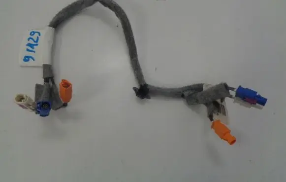 Peugeot 308 EUR ISO radio connector 9802089180