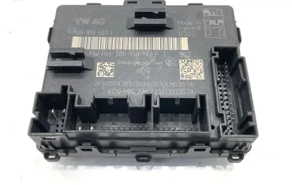 Volkswagen PASSAT B8 Other control units/modules 5Q0959593L