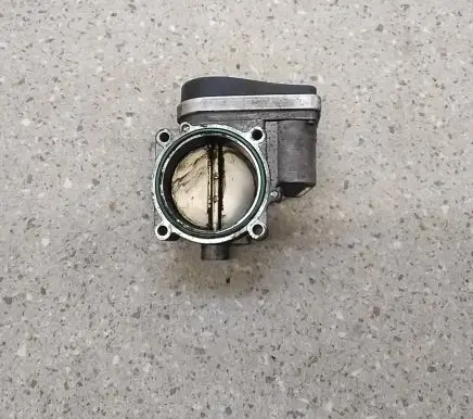 BMW 5 E60 E61 Throttle valve 408238420001 7516946 1220705