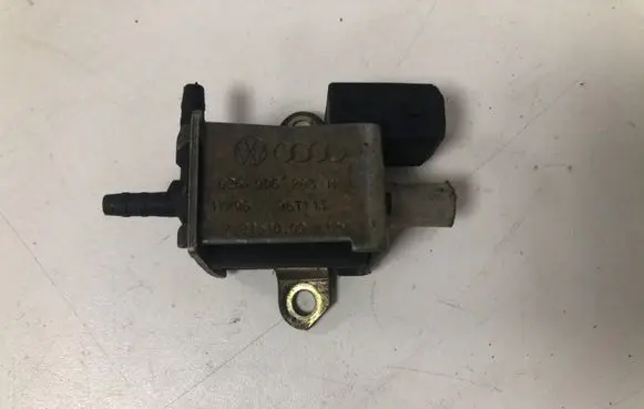 Volkswagen Golf Plus Turbo solenoid valve 026906283H