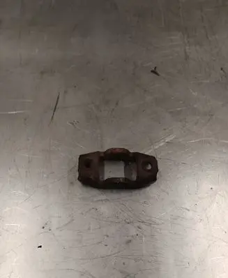 Mitsubishi Outlander Fuel Injector clamp holder