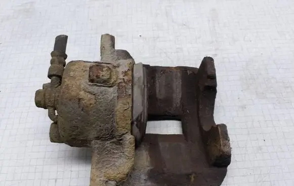 Toyota Corolla E120 E130 Front brake caliper