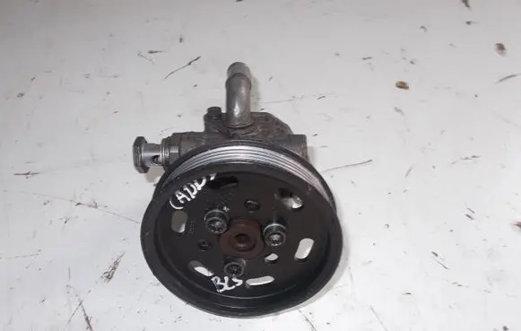 Volkswagen Caddy Power steering pump