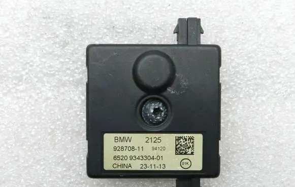 BMW X5 F15 Aerial antenna amplifier 65209343304 9343304