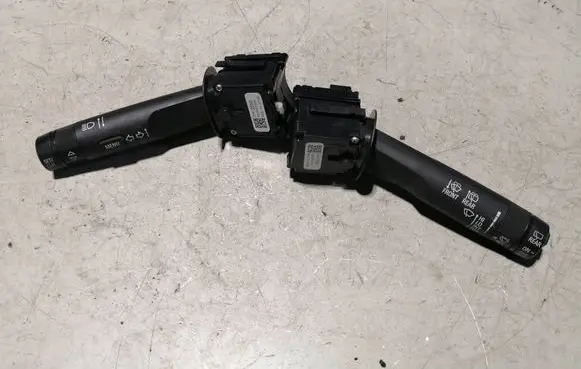 Buick Encore I Wiper turn signal indicator stalk/switch 52087550 20962250