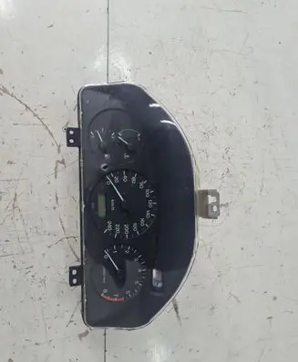 Mazda 626 Speedometer (instrument cluster) FEGE6WD