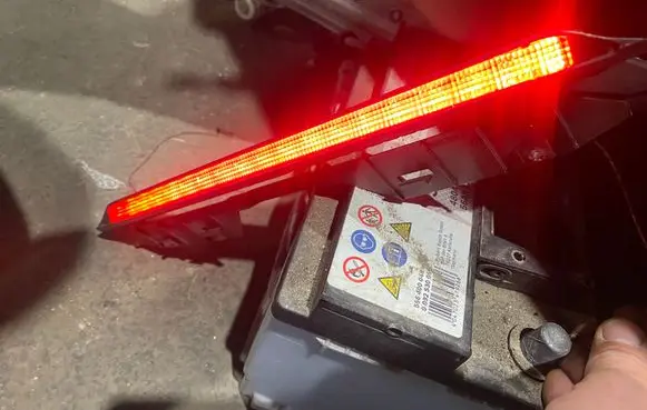 Volkswagen Sharan Third/center stoplight 1J6945097C