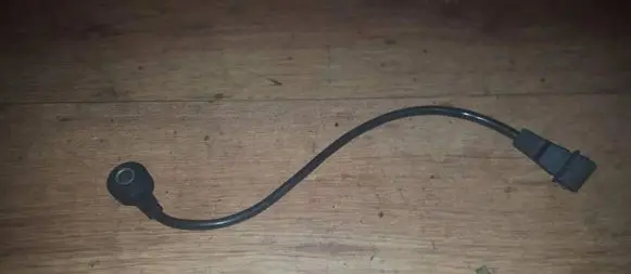 Detonation knock sensor