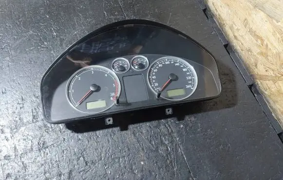 Seat Alhambra (Mk1) Speedometer (instrument cluster) 7M7920800J YM2110849BKD