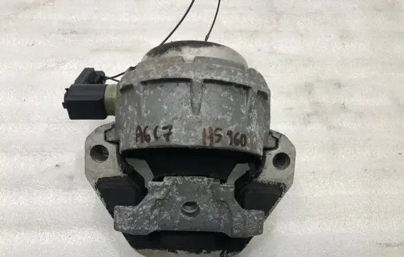 Audi A6 C7 Engine mount vacuum valve 