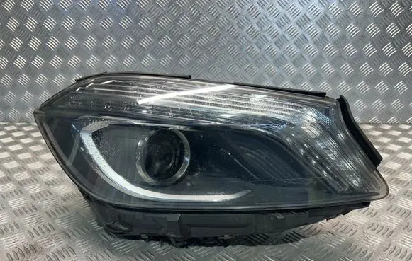 Mercedes-Benz A W176 Headlight/headlamp A1768202061