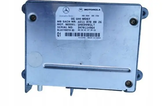 Mercedes-Benz E W211 Bluetooth control unit module A2118700026