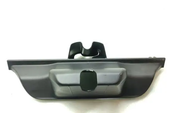BMW X5 E70 Tailgate/boot lid lock trim 7177378