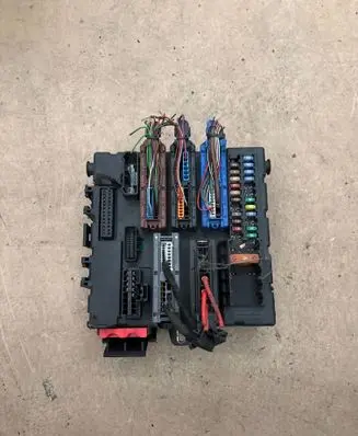 Opel Vectra C Fuse box set 460028260
