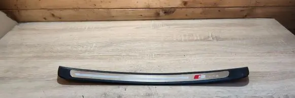Audi A5 8T 8F Rear sill trim cover 8T8853373