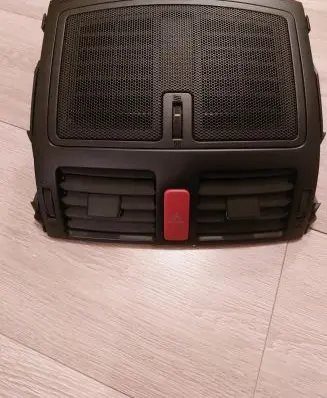 Dash center air vent grill