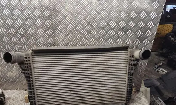Volkswagen PASSAT B6 Intercooler radiator 3c0145805ak