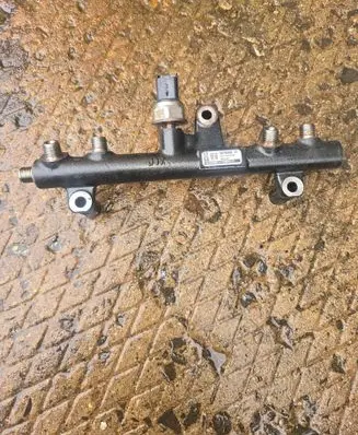 Ford Galaxy Fuel main line pipe 9681909680 28497Z01 10333000