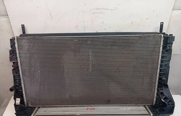BMW 1 F40 Radiator set 8645861 22828110