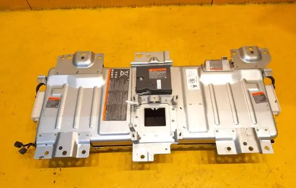 Nissan Qashqai J12 Hybrid / electric car battery 295B06UM0A 2368000022