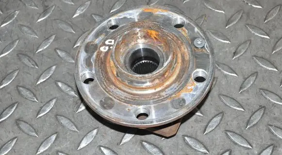 Volkswagen Golf VII Rear wheel ball bearing 
