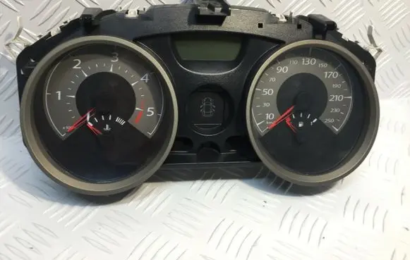 Renault Megane II Speedometer (instrument cluster) 8200408787 F