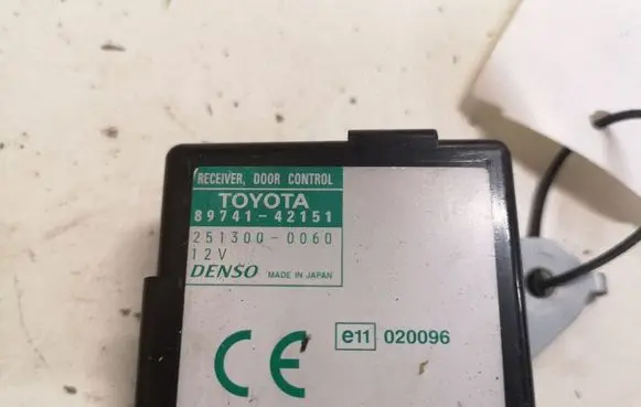 Toyota RAV 4 (XA20) Door control unit/module 8974142151 2513000060
