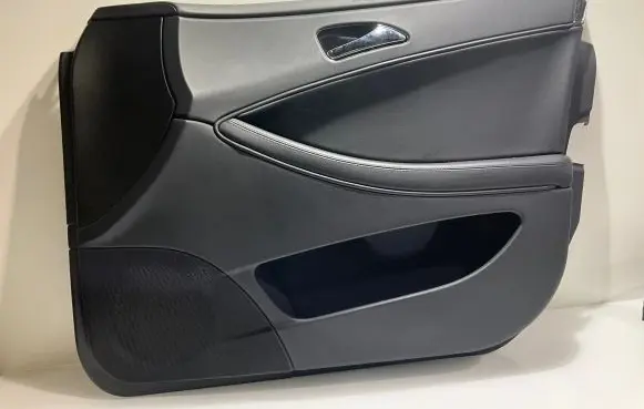 Mercedes-Benz CLS C219 Front door card panel trim A2197207070 6912778 00009E44