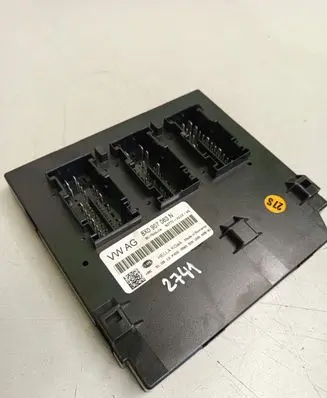 Audi Q3 8U Comfort/convenience module 5DK00965881 8X0907063N