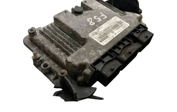 Ford Focus Engine control unit/module 6M5112A650NC 0281011701