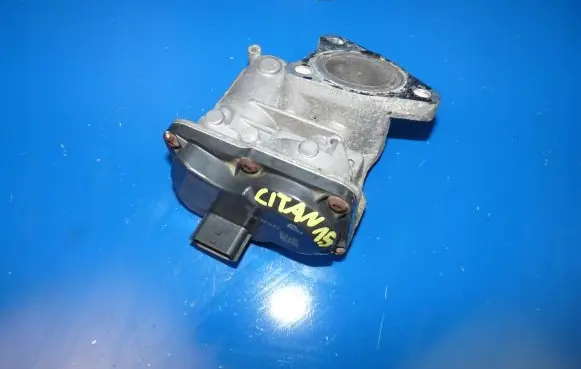 Mercedes-Benz Citan W415 EGR valve 147102557R