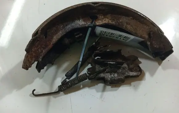 Jeep Grand Cherokee (WJ) Handbrake/parking brake pads 