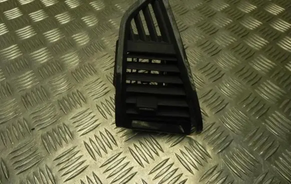 Ford Ecosport Rear air vent grill DN1BN018B08 T2683