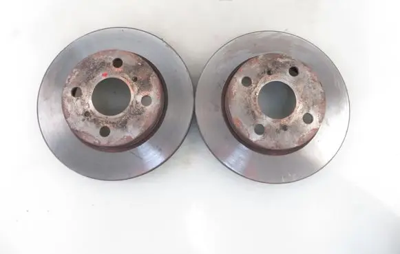 Toyota Yaris Front brake disc 