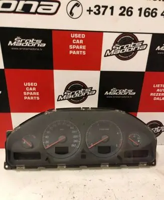 Volvo S80 Speedometer (instrument cluster) 9472452