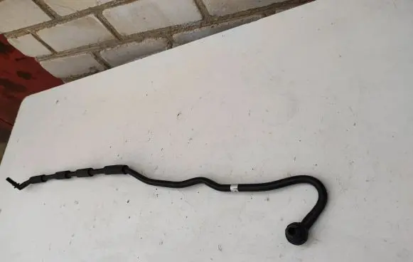 BMW 4 F36 Gran coupe Air intake hose/pipe 7601031 1842161