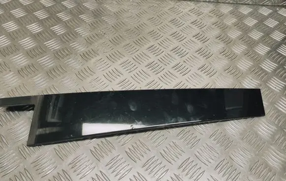 Mercedes-Benz GLK (X204) Rear door glass trim molding A2046901687