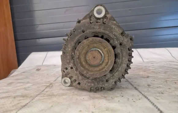 Infiniti QX4 Generator/alternator 231000w400