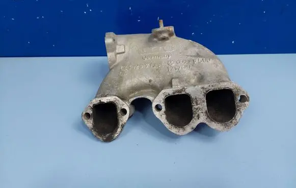 Audi A2 Intake manifold 045129713A