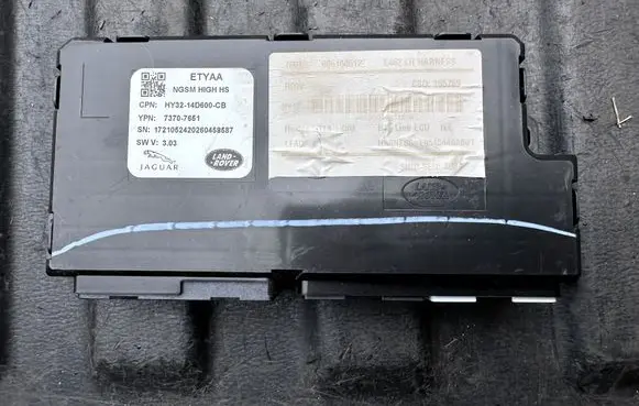 Land Rover Discovery 5 Seat control module HY3214D600CB 73707651 005164512
