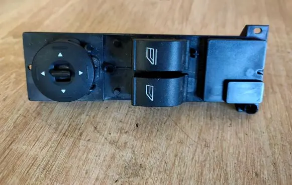 Ford Focus Electric window control switch 7M5T14529CA