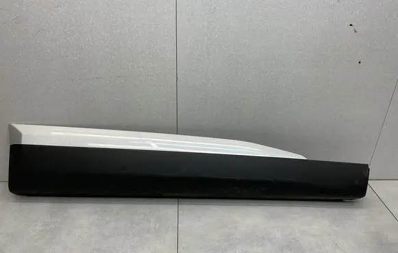 Peugeot 2008 II Front door trim (molding) 9837637080