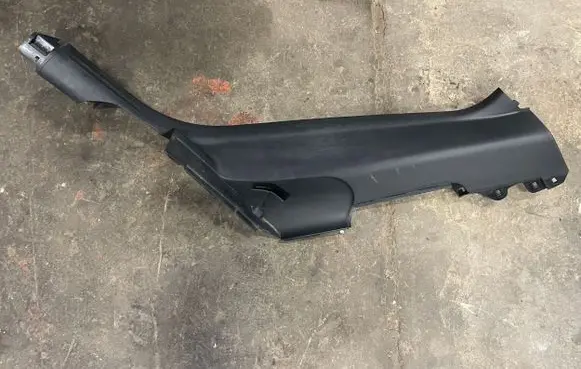 Audi Q5 SQ5 Rear sill trim cover 8R0867768