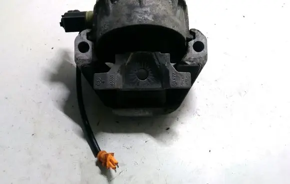 Audi A6 S6 C7 4G Engine mount bracket