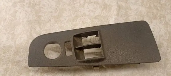 Fiat Grande Punto Front door window switch trim 735380444 735423371 610428