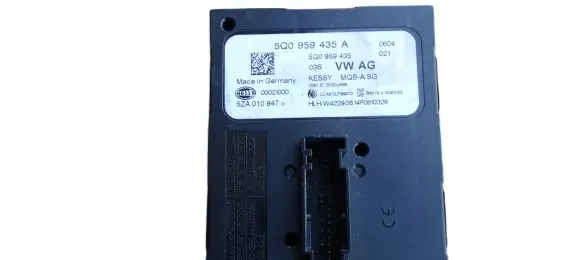 Volkswagen PASSAT B8 Keyless (KESSY) go control unit/module 5Q0959435A