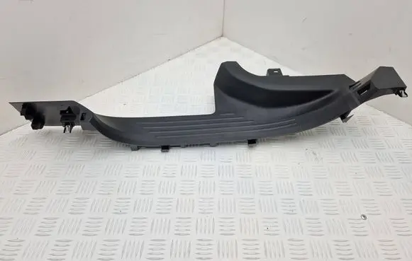 Renault Scenic E-Tech V Rear sill trim cover 769541444R